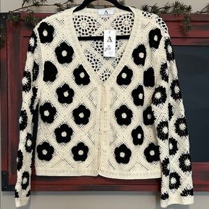 AZ Elegant Black and White Floral Crochet Cardigan